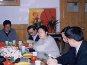 ҽѧḱ鳤ѧ칫λѧڹ2002깤š